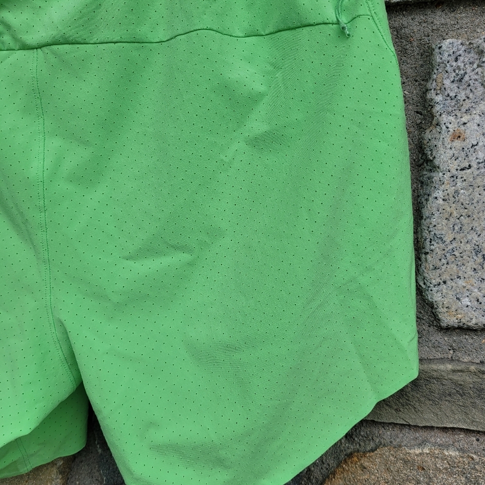 Lululemon Fast And Free Shorts - Picture 13 of 15